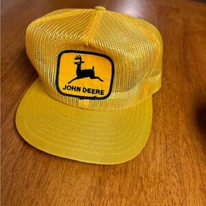 Vintage yellow mesh John Deere hat